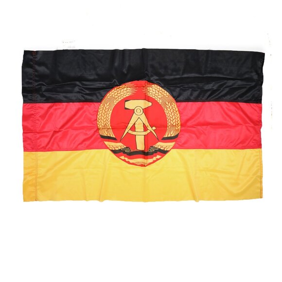 Vintage 1986 East Germany Flag German Democratic Republic Cold War Berlin Wall - Picture 9 of 9